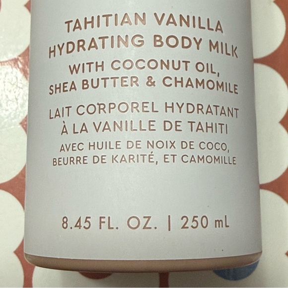 Kopari Tahitian Vanilla Body Milk moisturizer with Coconut Oil - Picture 3 of 8
